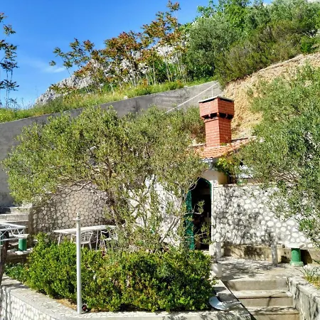 Asija Appartement *