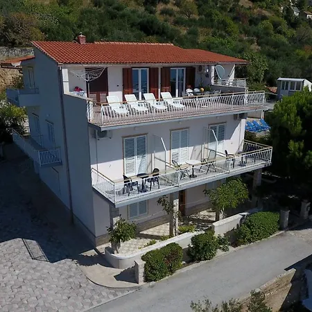 Appartement Asija *